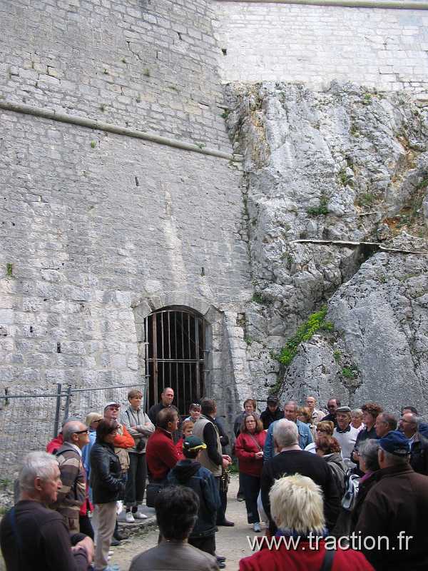 2011_CVAAM_35ans_4_Chateau_de_joux (63).JPG - 35 Ans du CVAAM, sortie dans le Doubs et le Jura, du 26 Avril au 1er Mai 2011, le chateau de Joux